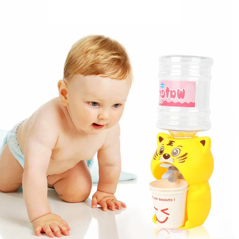 New Mini Water Dispenser Baby Toy Drinking Water Cooler Lifelike Cute Children Cosplsy Props Home Decor Ornament